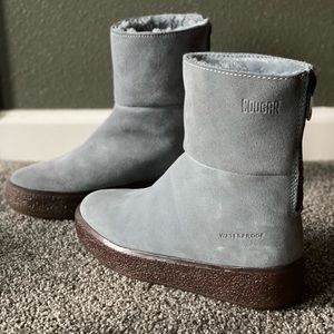 Cougar Suede Shearling zip up boot